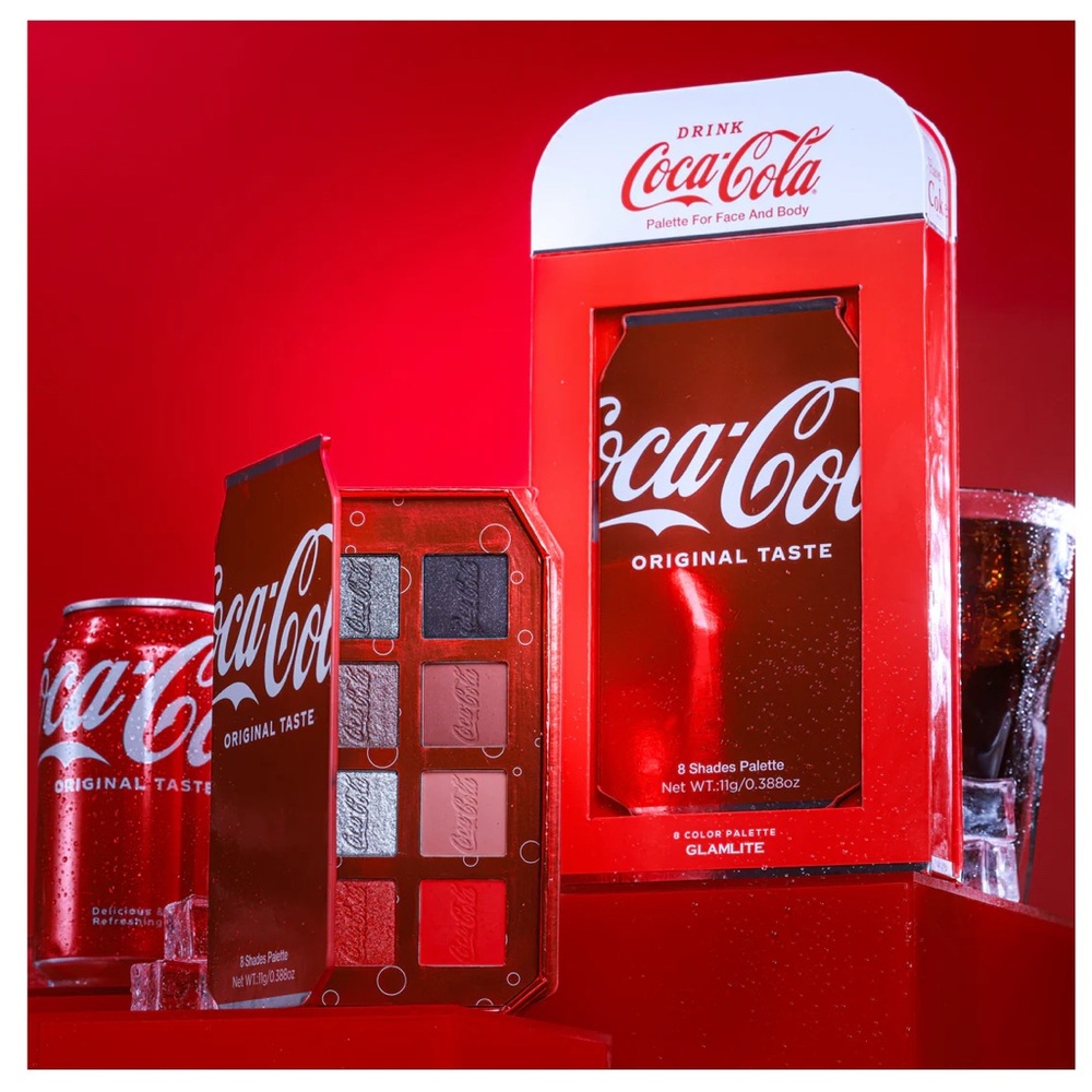 Coca-Cola x Glamlite Eyeshadow Palette